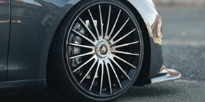 Tesla S